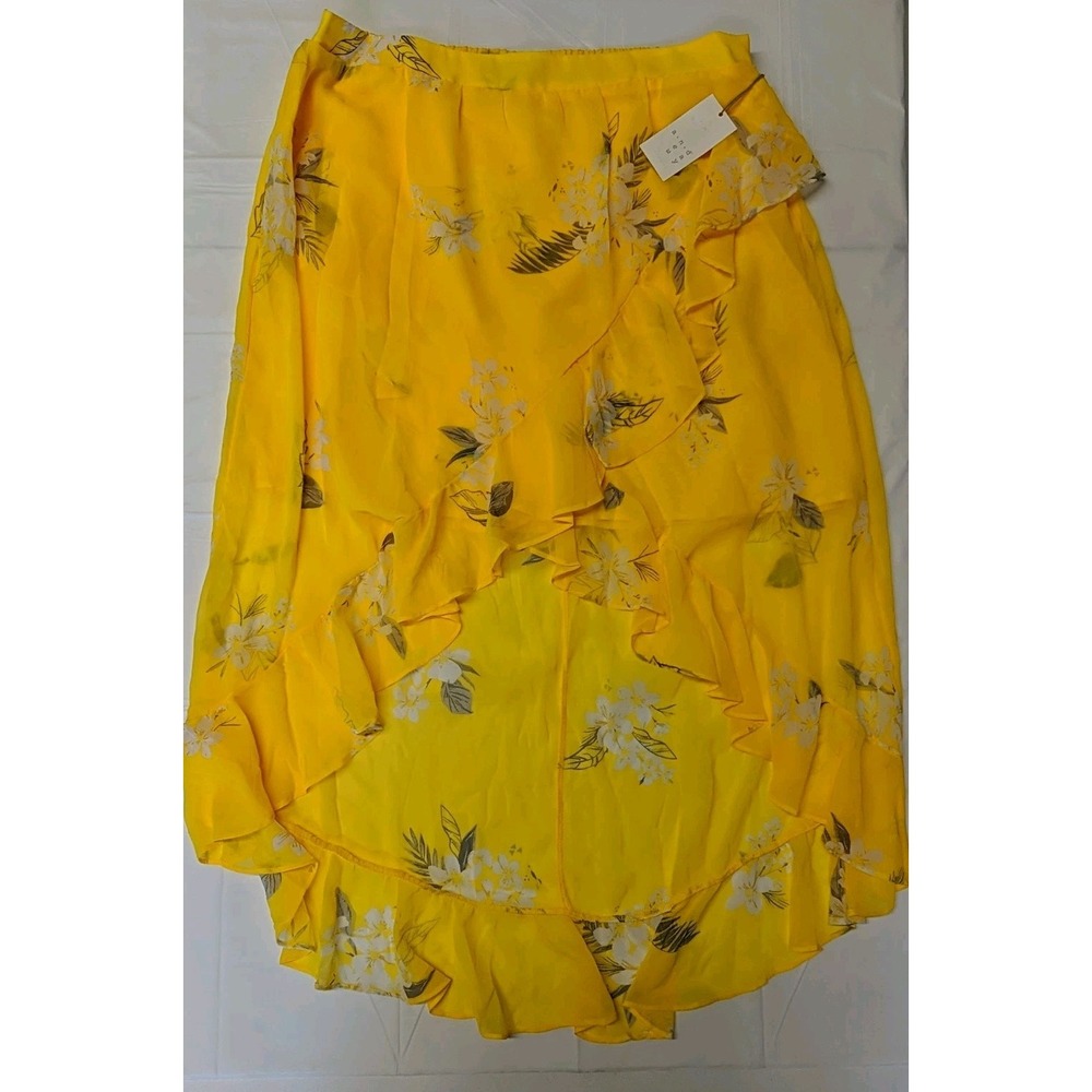 And Eawy Yellow Floral Skirt Hi-Lo Women's Size XXL NWT.          1115